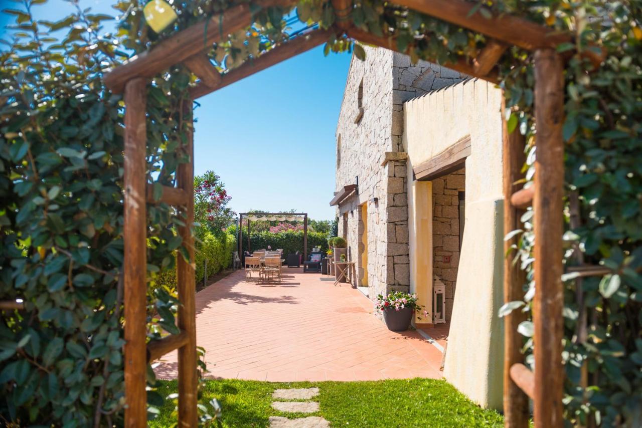 Hotel Relais Del Borgo- Domo Porto San Paolo  Exteriér fotografie
