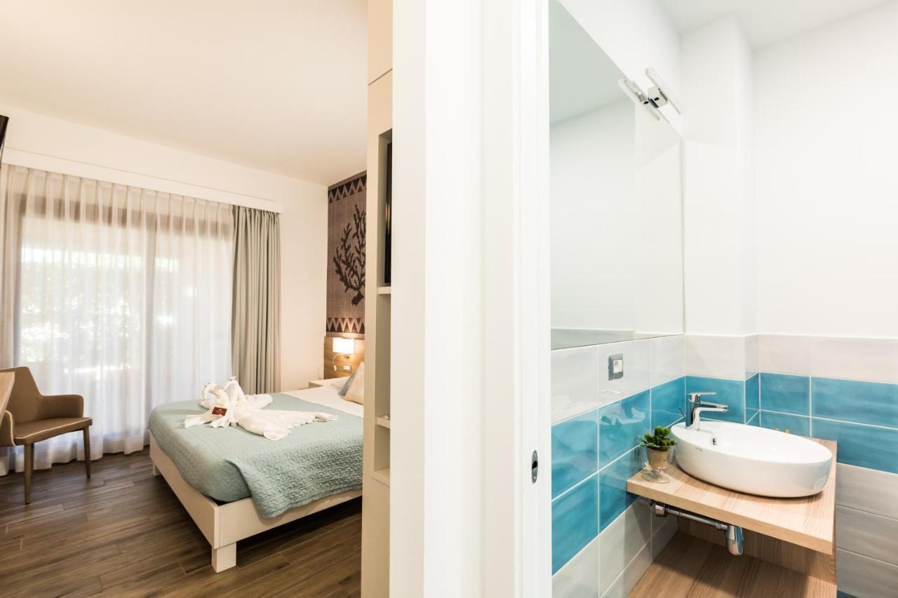 Hotel Relais Del Borgo- Domo Porto San Paolo  Exteriér fotografie