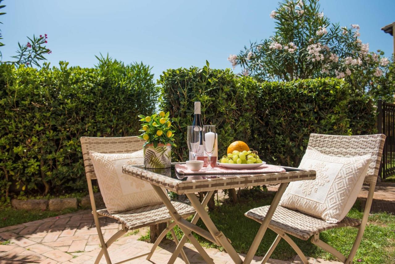 Hotel Relais Del Borgo- Domo Porto San Paolo  Exteriér fotografie