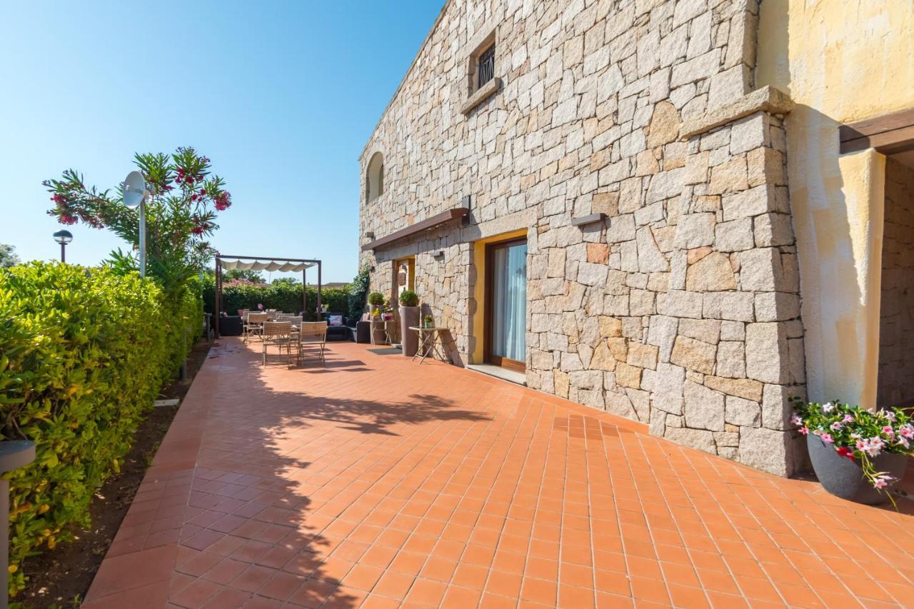 Hotel Relais Del Borgo- Domo Porto San Paolo  Exteriér fotografie