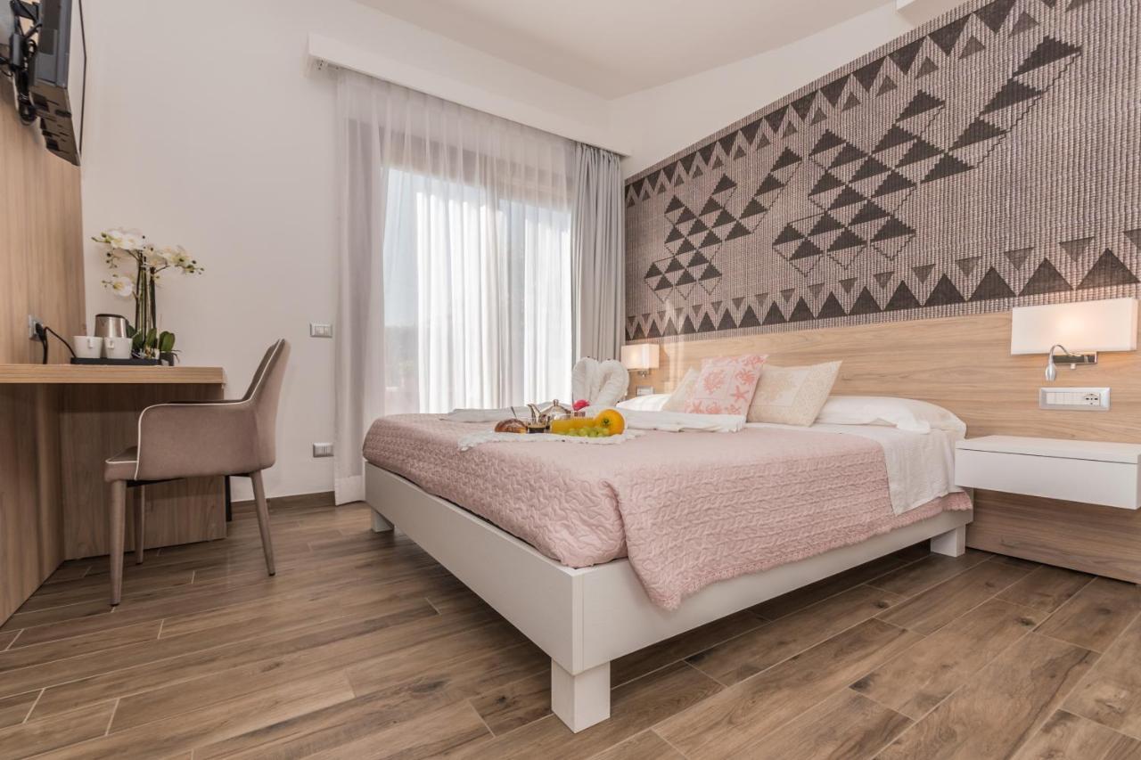 Hotel Relais Del Borgo- Domo Porto San Paolo  Exteriér fotografie