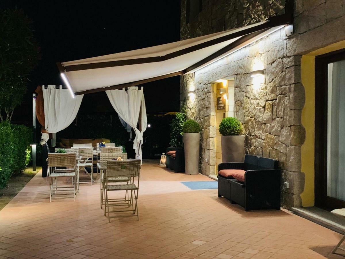 Hotel Relais Del Borgo- Domo Porto San Paolo  Exteriér fotografie